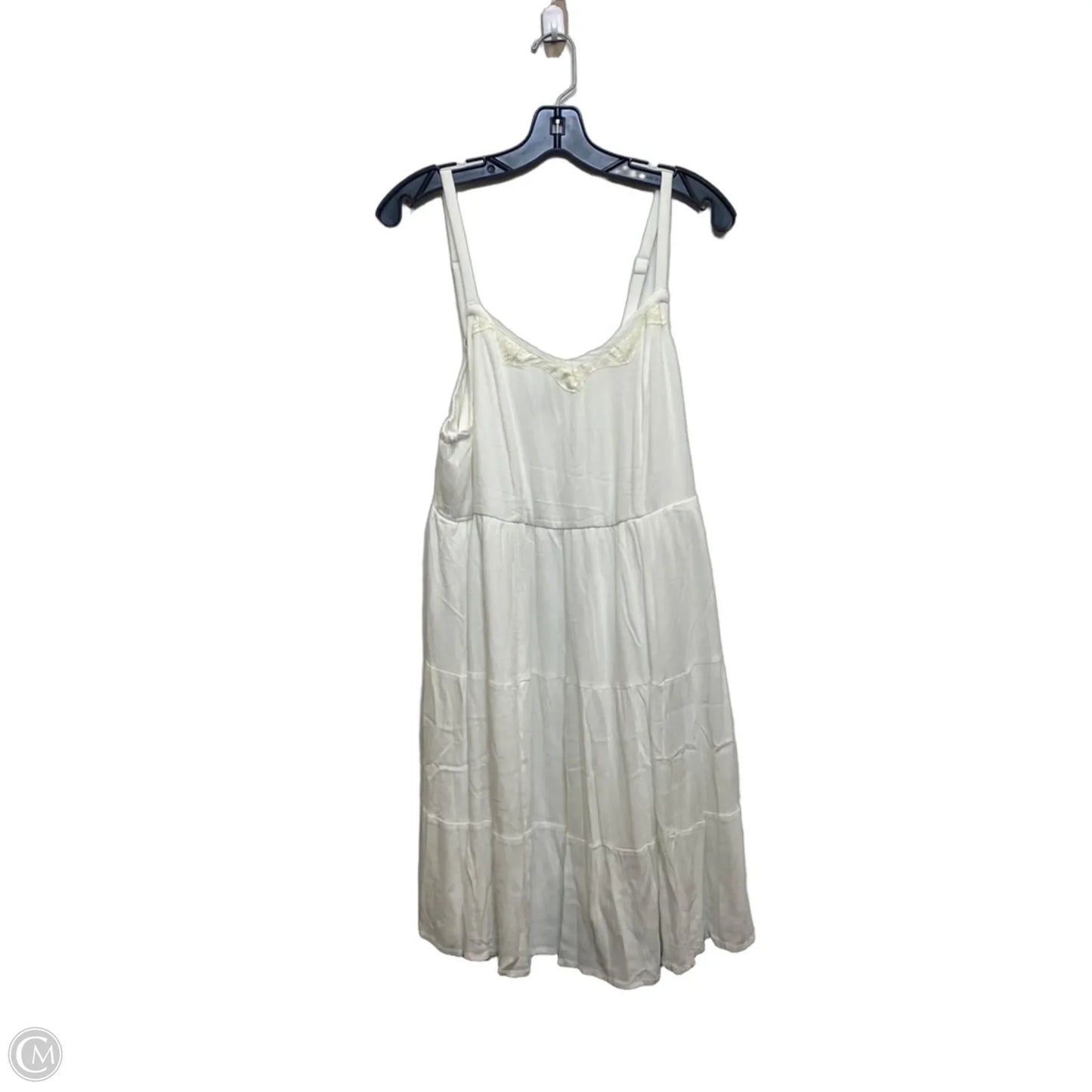 Dress Casual Short By Torrid In White, Size: 2x