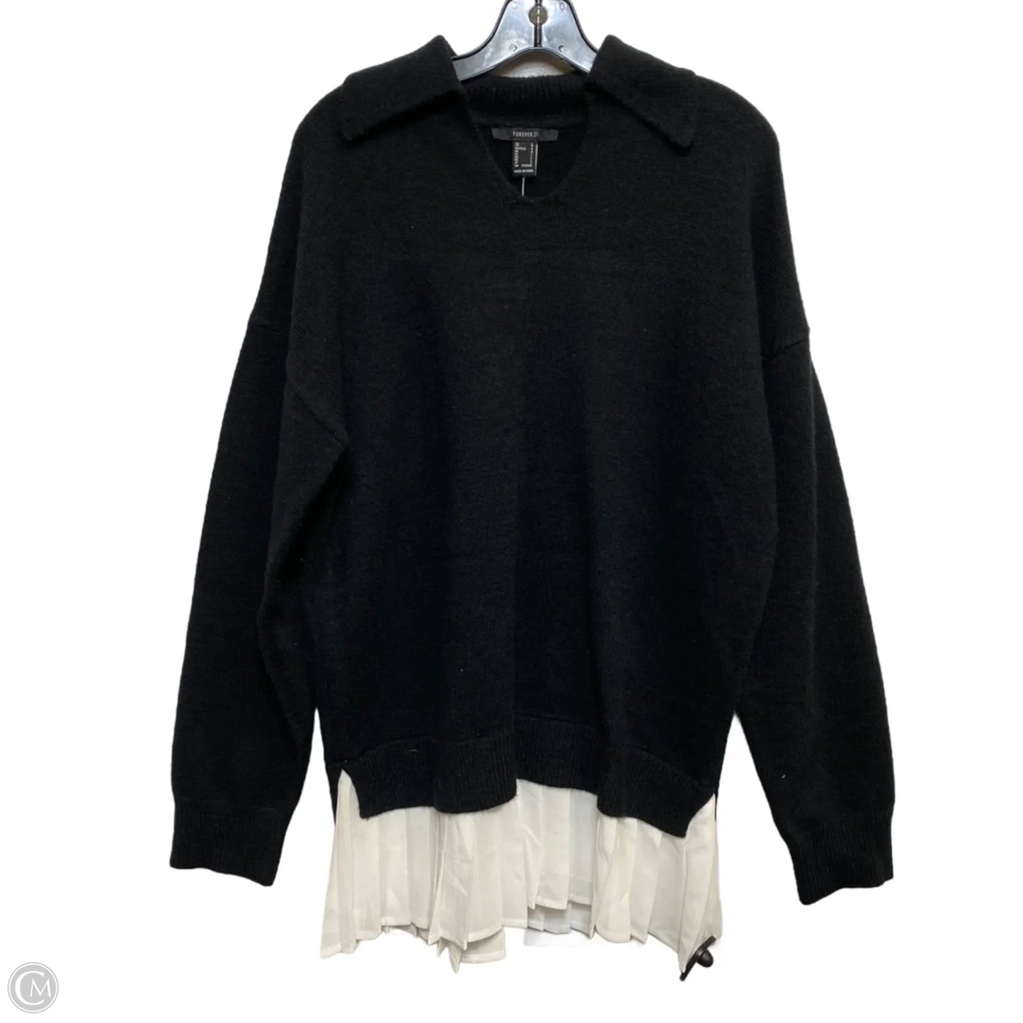 Sweater By Forever 21 In Black & White, Size: L