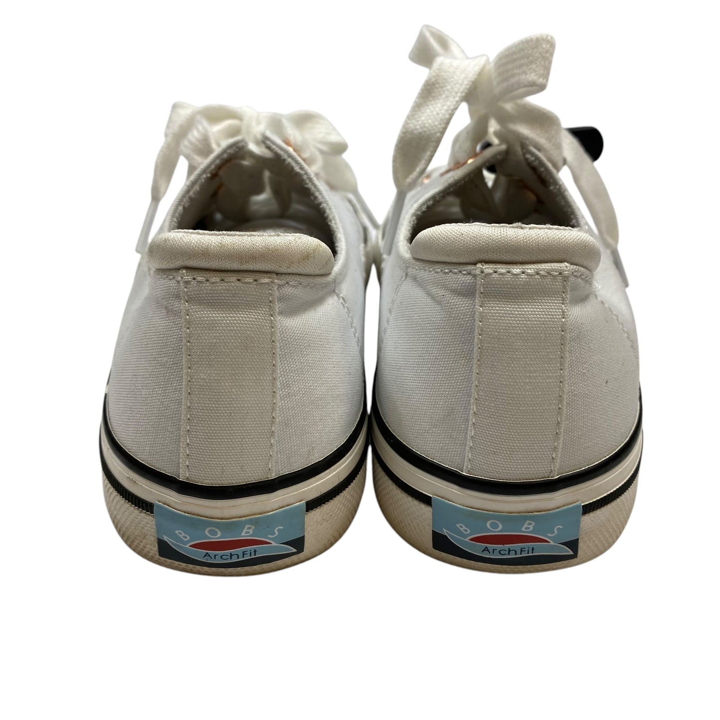 Shoes Sneakers By Skechers In White, Size: 8.5