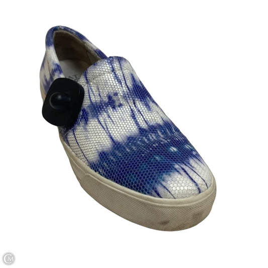 Shoes Flats By Naturalizer In Blue & White, Size: 7.5