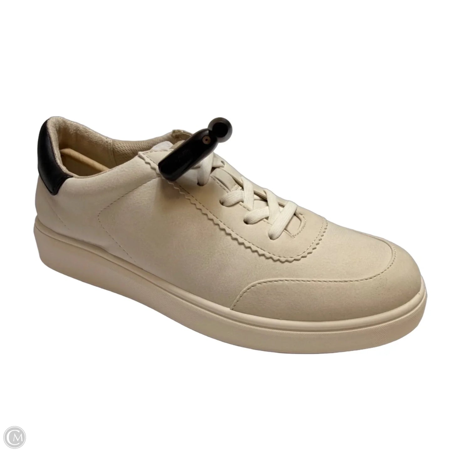 Shoes Sneakers By Life Stride In Cream, Size: 7.5