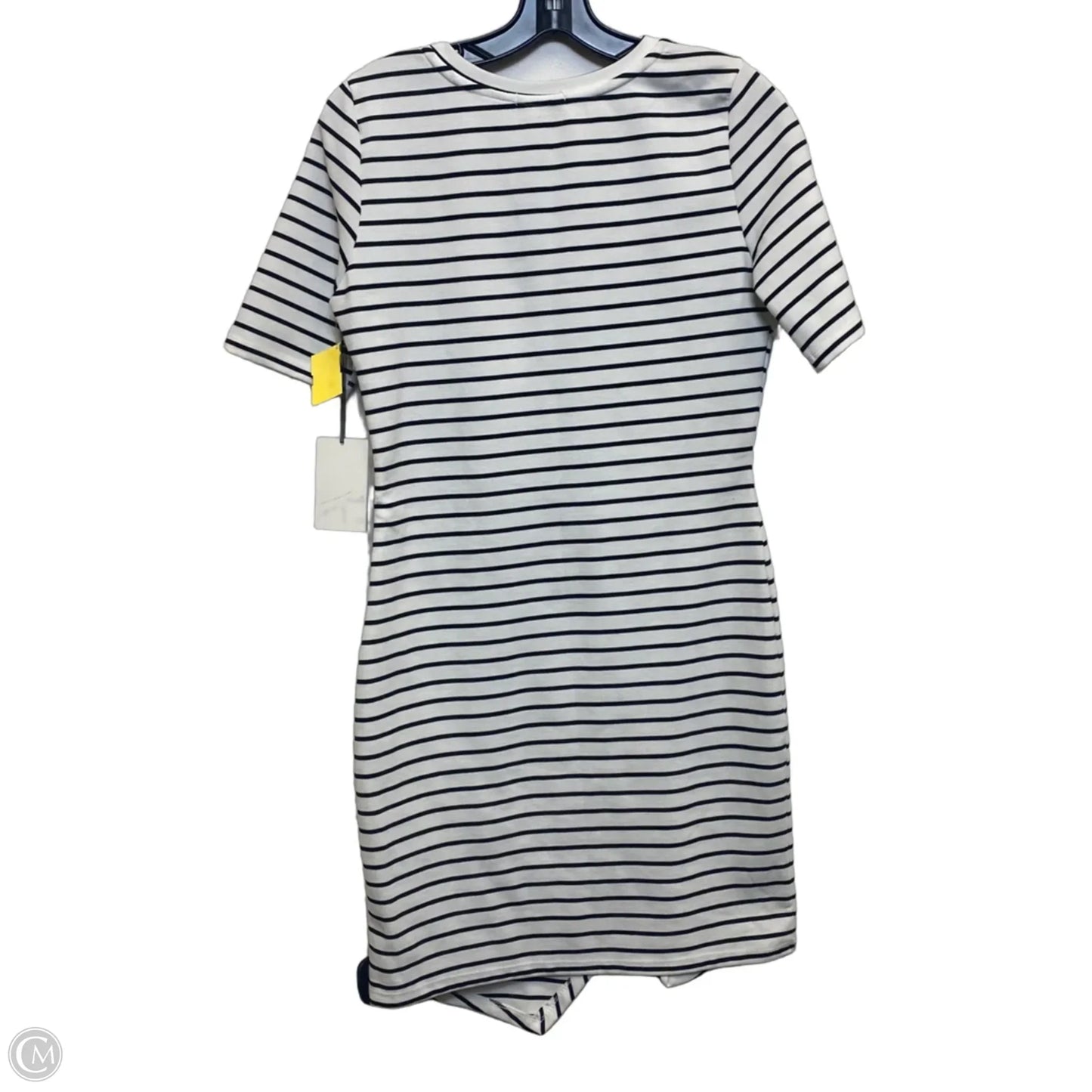 Dress Casual Short By Iris In White, Size: Xl