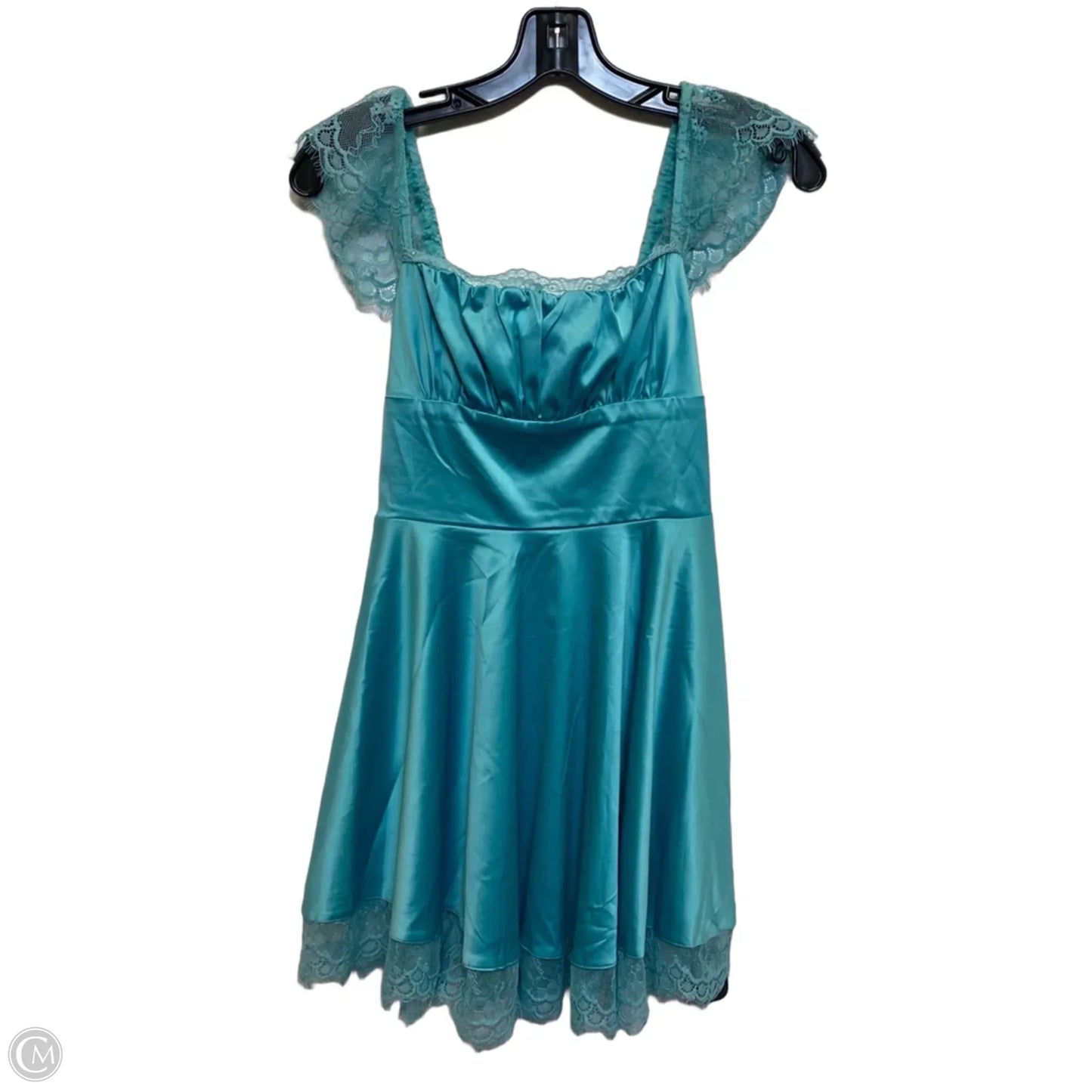 Dress Casual Short By Clothes Mentor In Green, Size: Xs