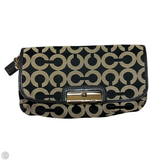 Wristlet Designer By Coach, Size: Medium