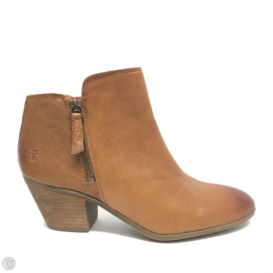Boots Designer By Frye In Brown, Size: 7.5