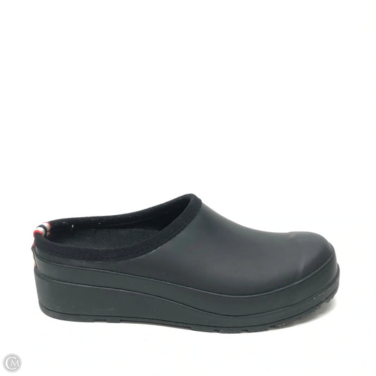 Shoes Flats By Hunter In Black, Size: 6