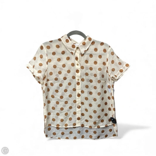 Top Short Sleeve By Cabi In Beige, Size: S