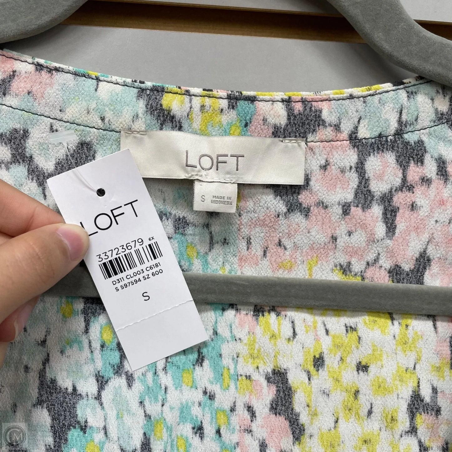 Blouse Long Sleeve By Loft In Green & Pink, Size: S