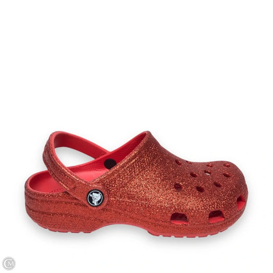 Shoes Flats By Crocs In Red, Size: 7