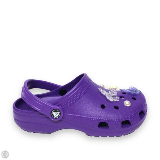 Shoes Flats By Crocs In Purple, Size: 7