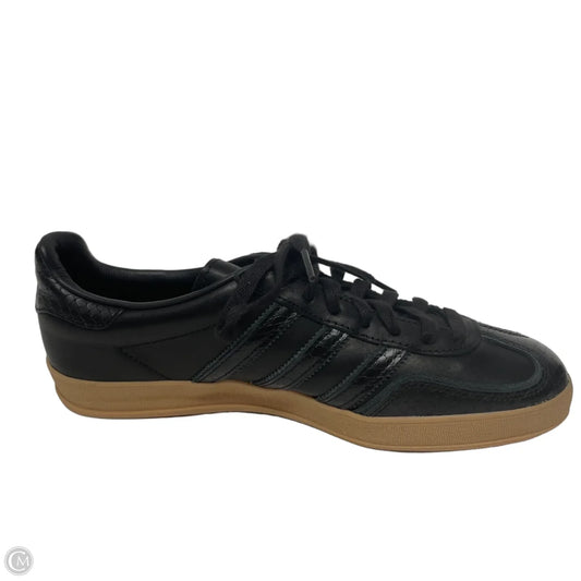 Shoes Sneakers By Adidas In Black, Size: 10.5