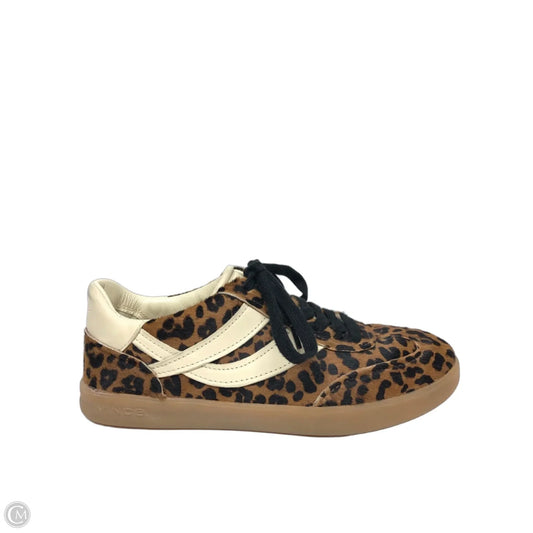 Shoes Sneakers By Vince In Leopard Print, Size: 6.5