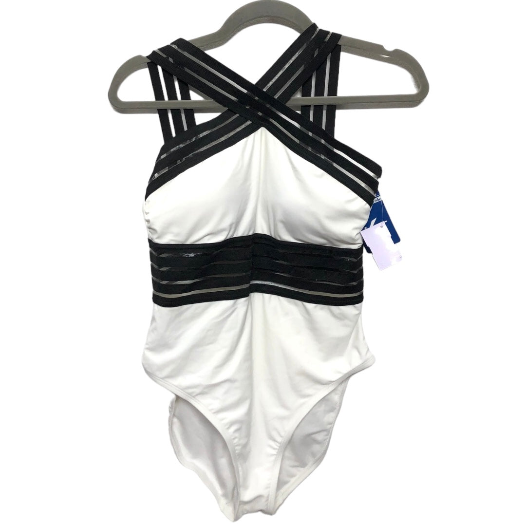 Black & White Swimsuit Clothes Mentor, Size M