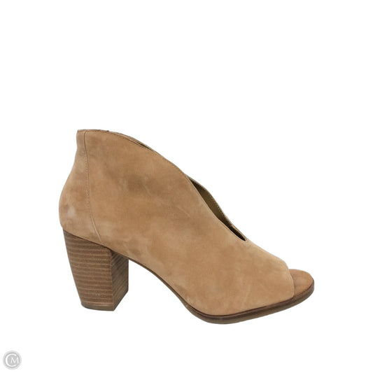Shoes Heels Wedge By Lucky Brand In Beige, Size: 9