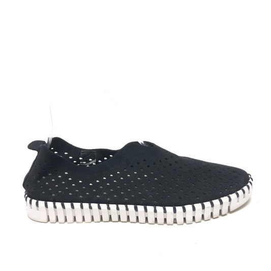 Black Shoes Flats Cmc, Size 9.5