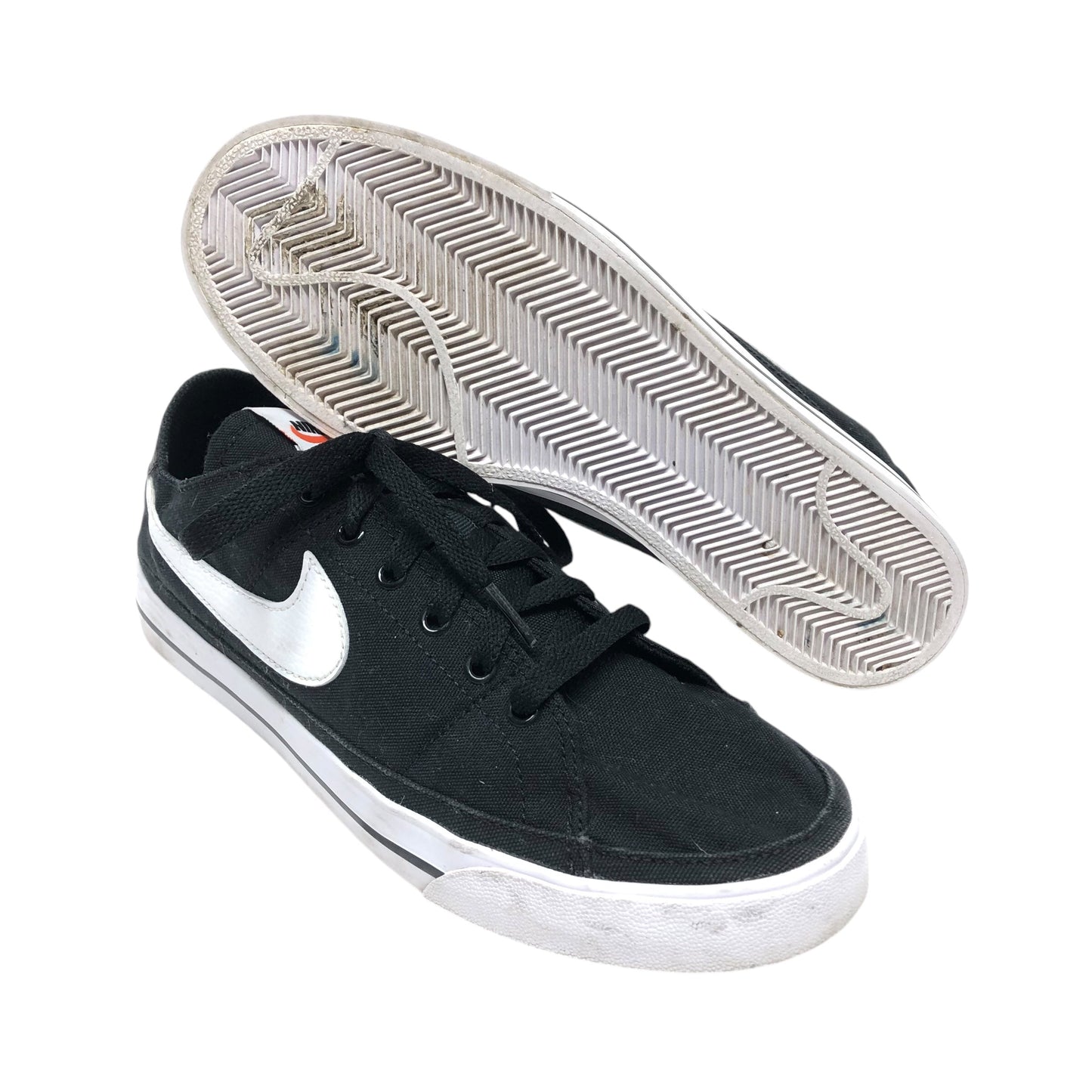 Shoes Sneakers By Nike In Black & White, Size: 9.5