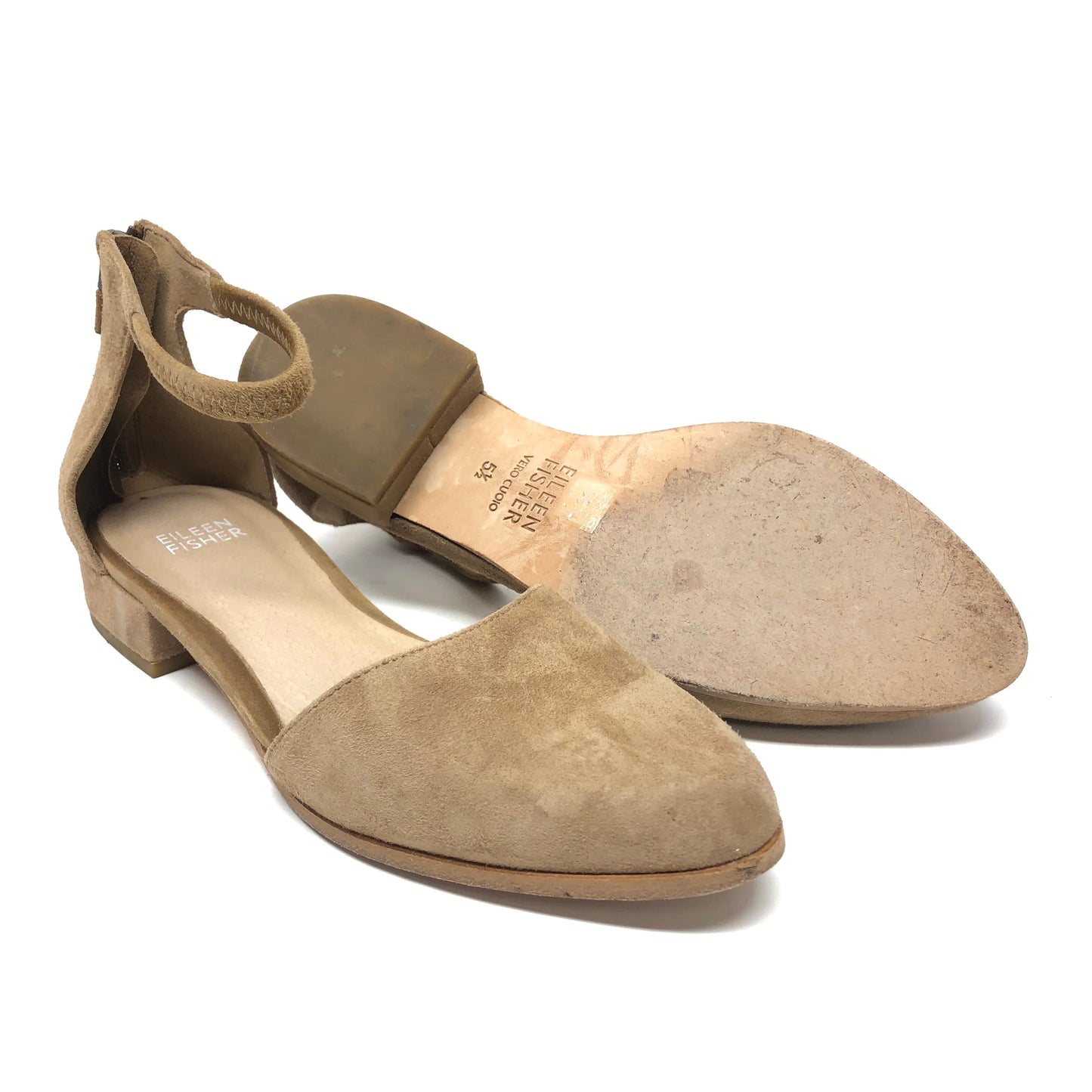 Sandals Flats By Eileen Fisher In Beige, Size: 5.5