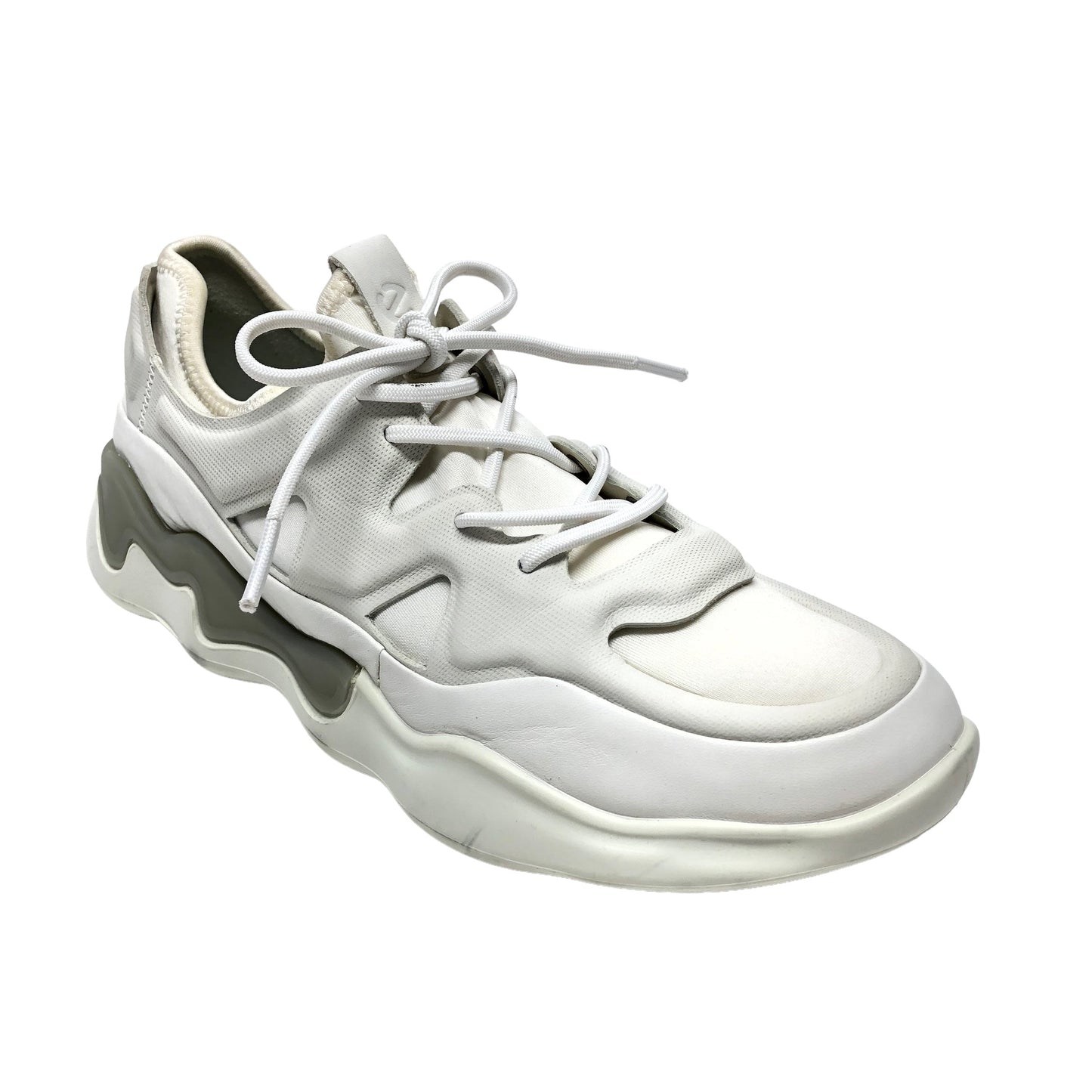 Cream Shoes Athletic Ecco, Size 10