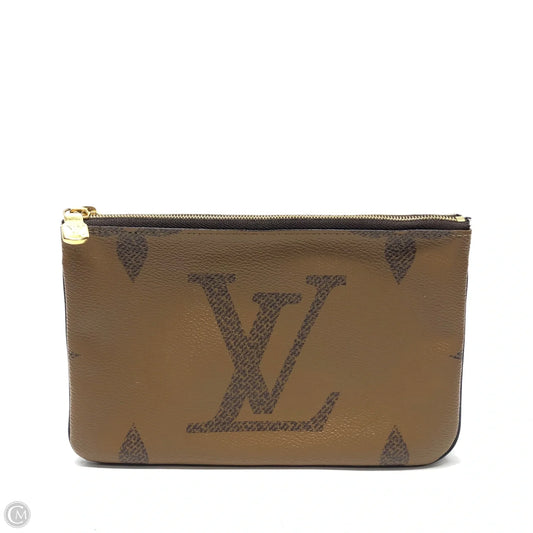 Crossbody Luxury Designer By Louis Vuitton, Size: Small