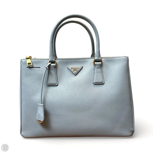 Handbag Luxury Designer By Prada, Size: Medium