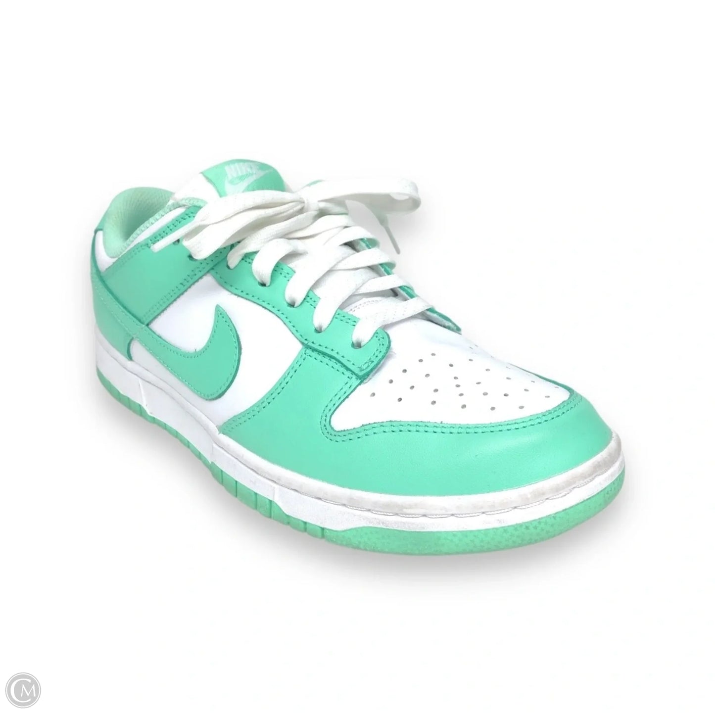 Shoes Sneakers By Nike In Green & White, Size: 9.5