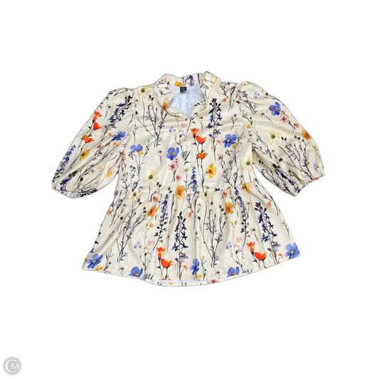 Top Short Sleeve By Shein In Floral Print, Size: 4