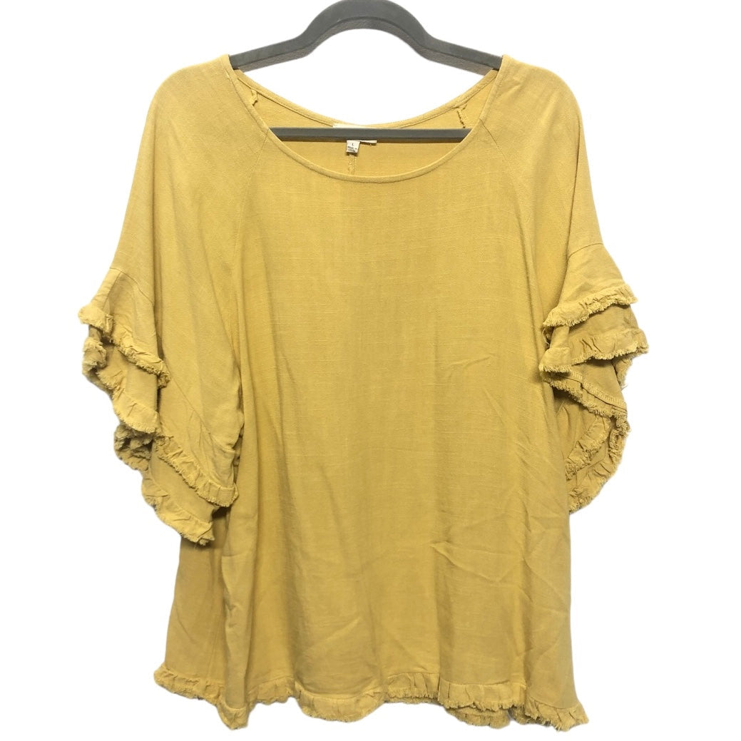 Yellow Top Short Sleeve Umgee, Size L
