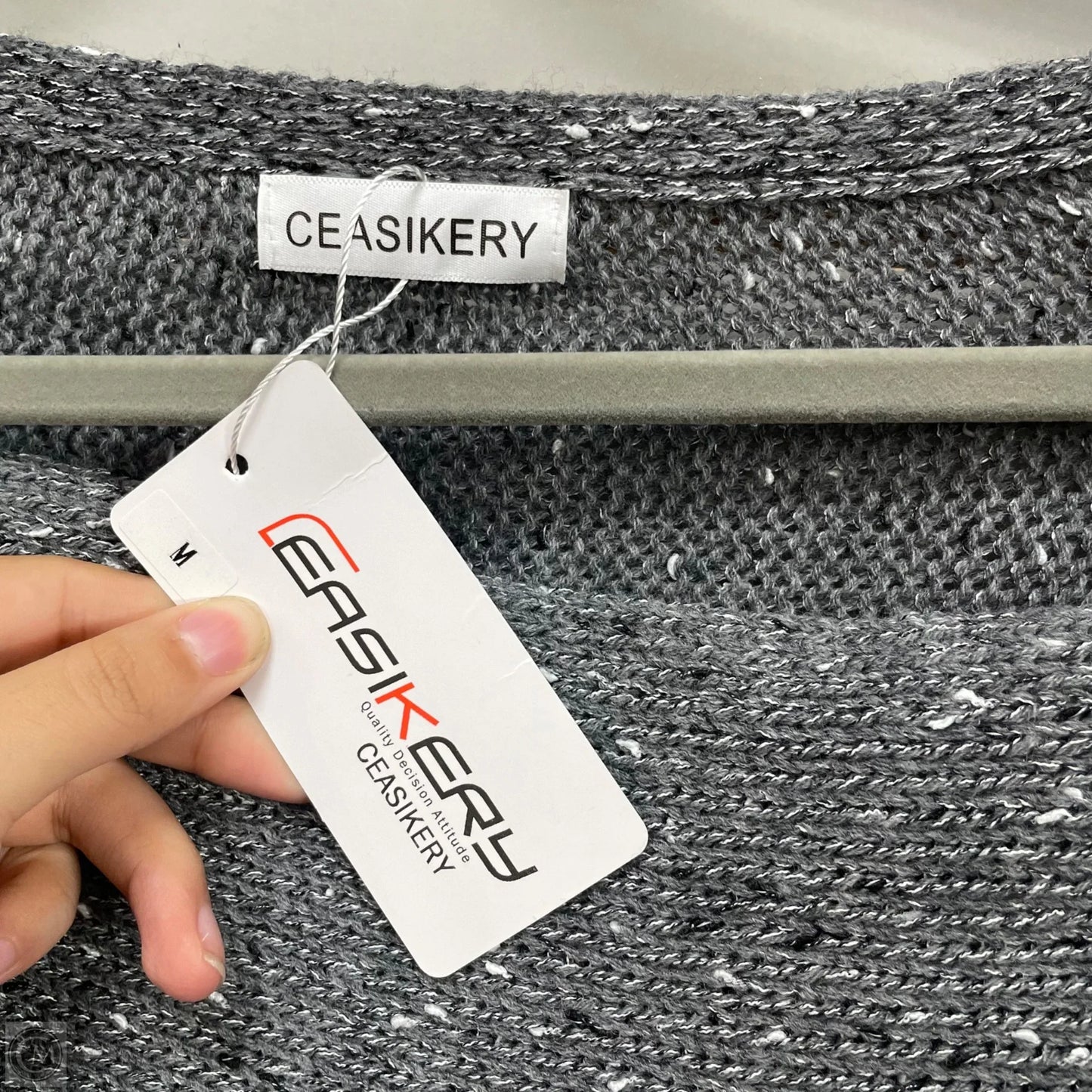 Cardigan By Clothes Mentor In Grey, Size: M