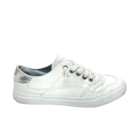 Shoes Sneakers By Blowfish In White, Size: 9