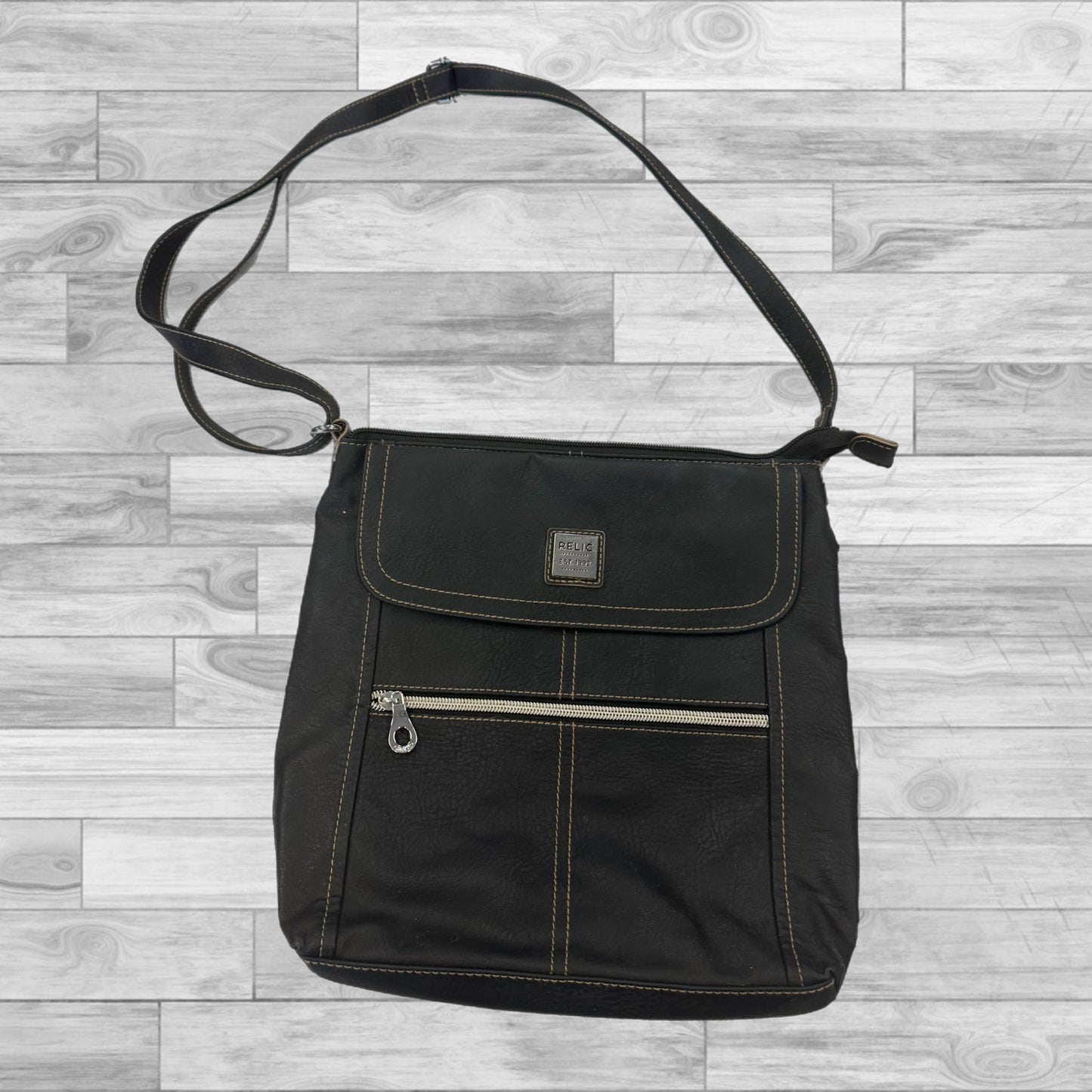 Handbag By Relic, Size: Medium