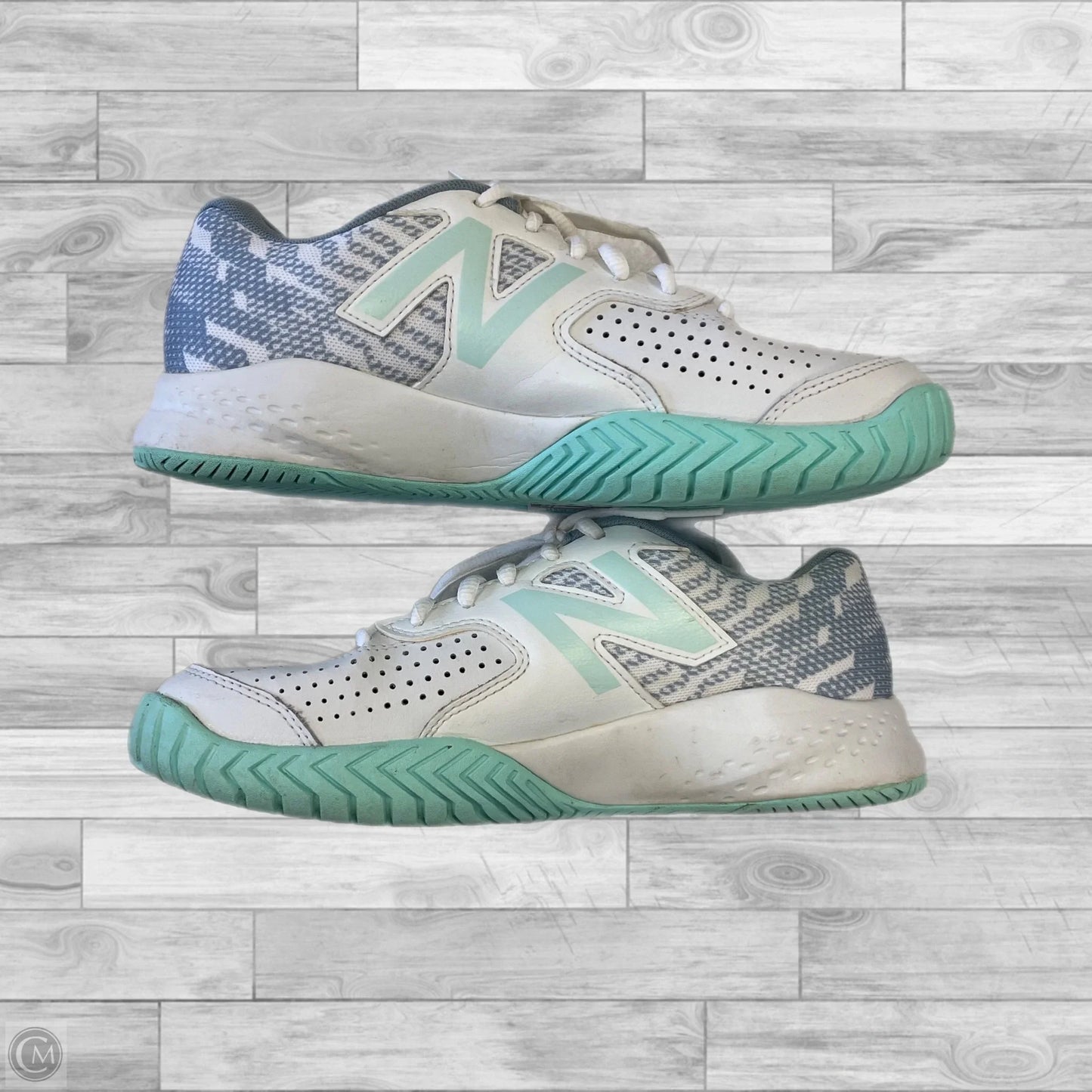 Shoes Sneakers By New Balance In White, Size: 7.5