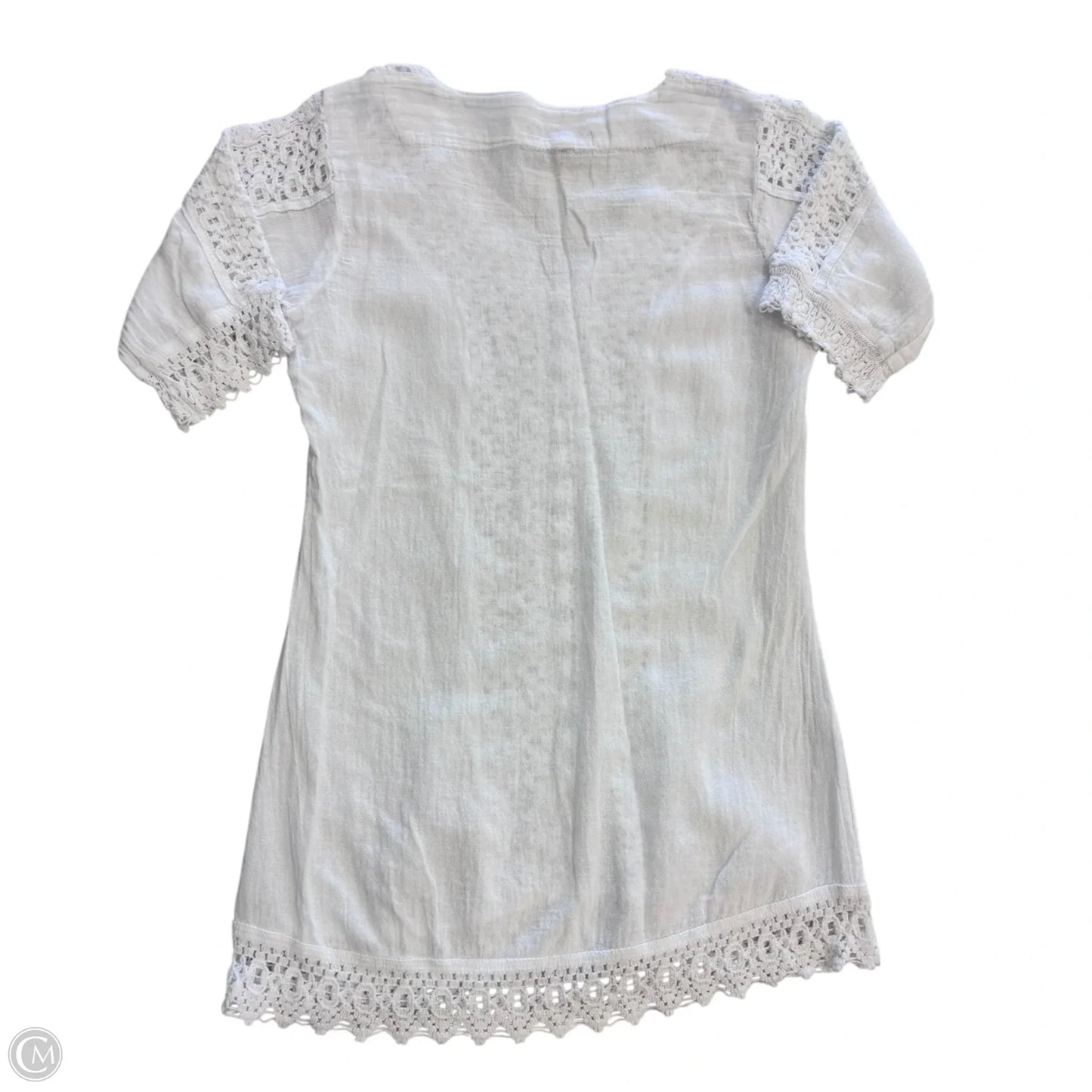 Top Short Sleeve By Clothes Mentor In White, Size: S