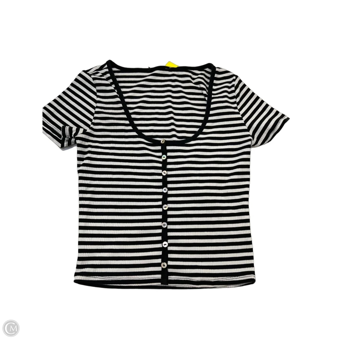 Top Short Sleeve By Clothes Mentor In Striped Pattern, Size: M
