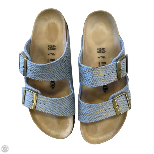 Sandals Flats By Birkenstock In Blue & Gold, Size: 9.5