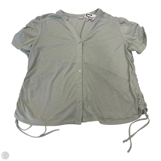 Top Short Sleeve By No Boundaries In Green, Size: M