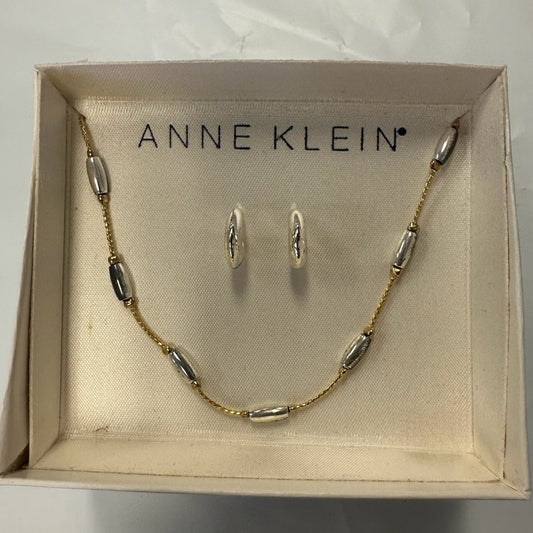 Necklace Set Anne Klein, Size 02 Piece Set