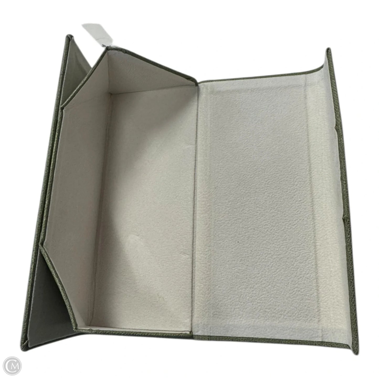 Sunglass Case By Clothes Mentor, Size: Small