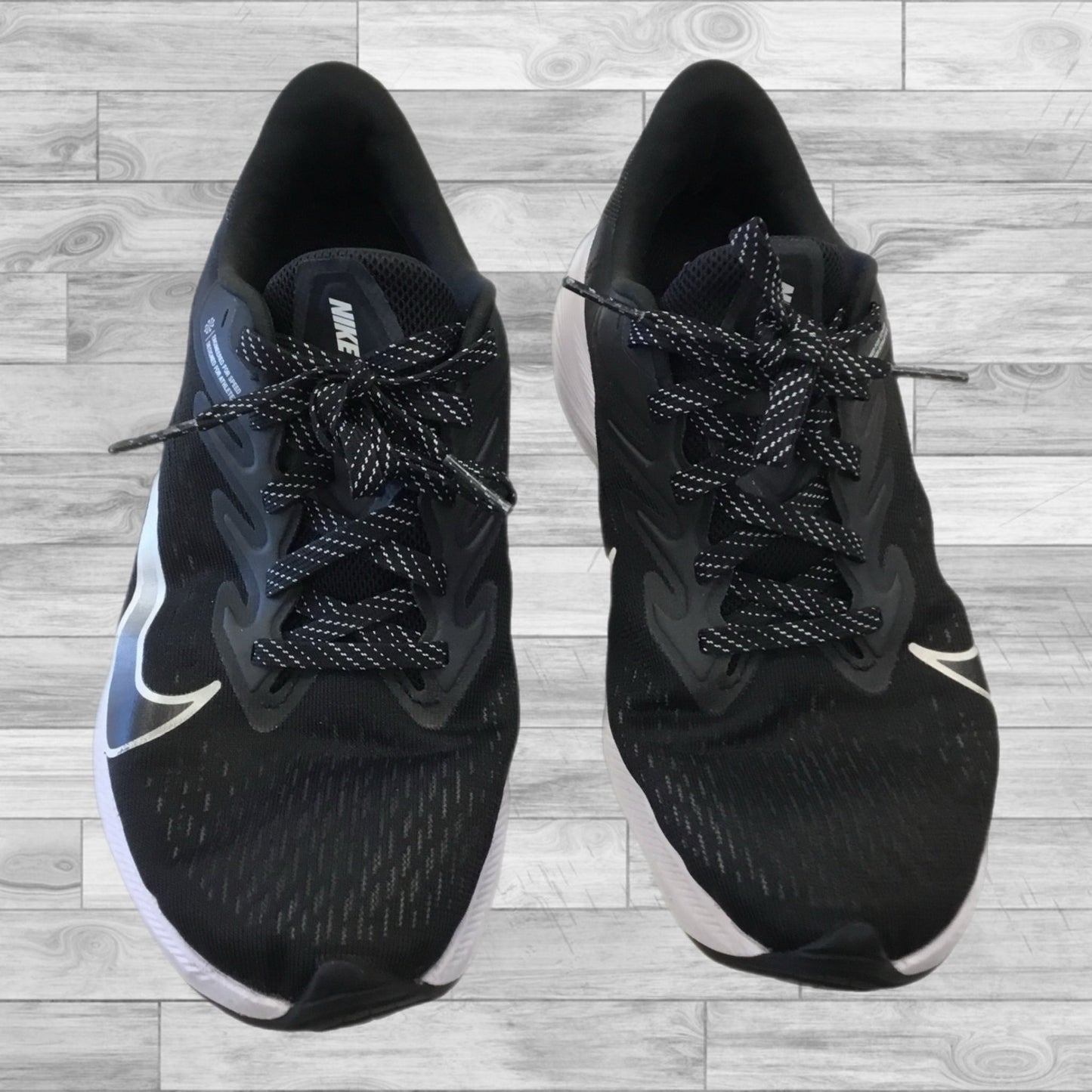 Shoes Athletic By Nike In Black, Size: 6.5