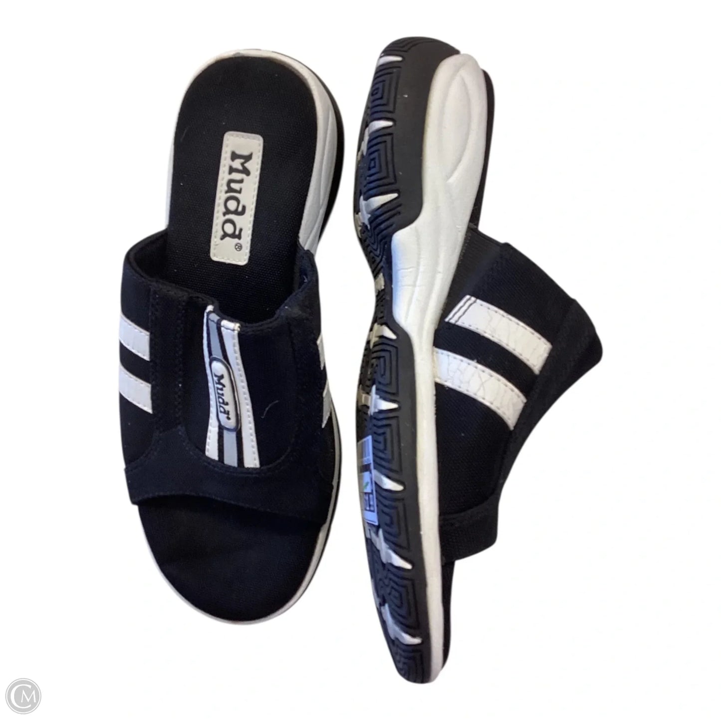 Sandals Flats By Mudd In Black, Size: 6.5
