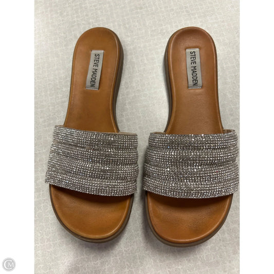 Sandals Flats By Steve Madden In Silver, Size: 8