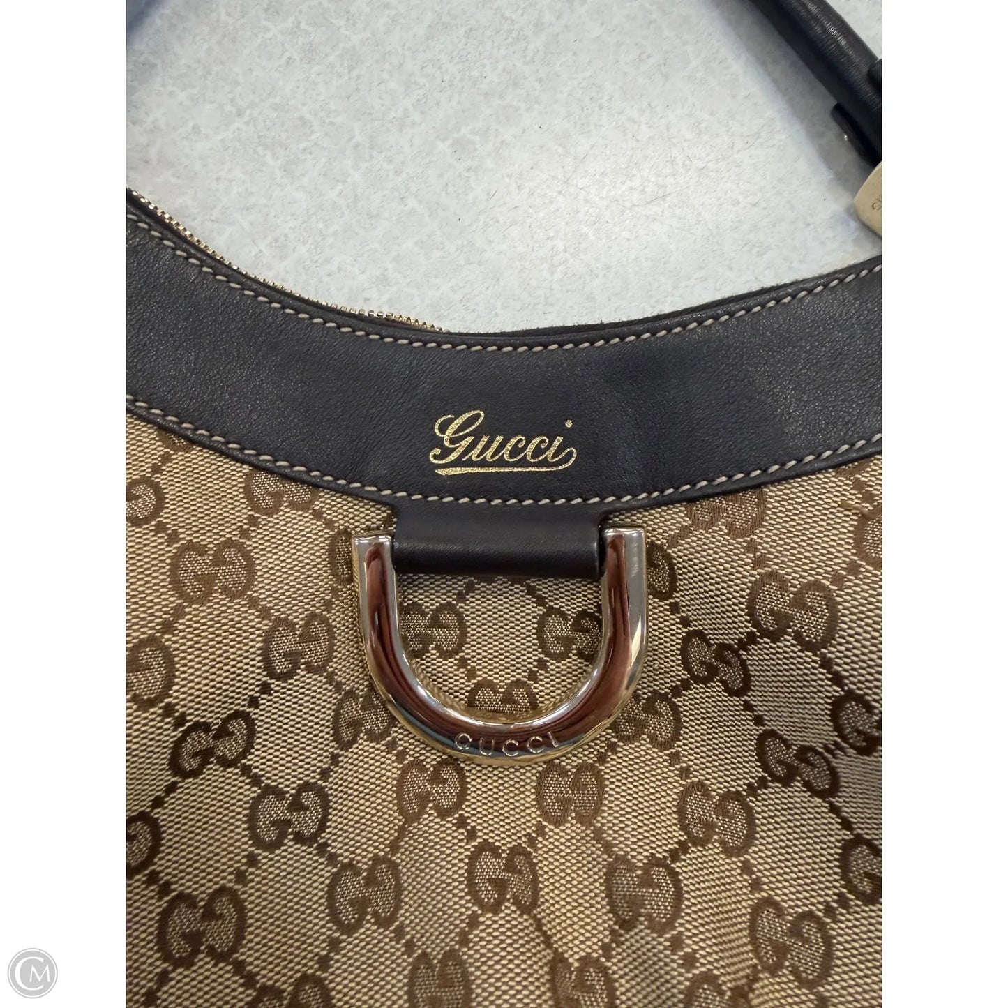 Handbag Luxury Designer By Gucci, Size: Medium