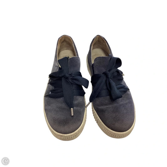 Shoes Flats By Clothes Mentor In Blue, Size: 5