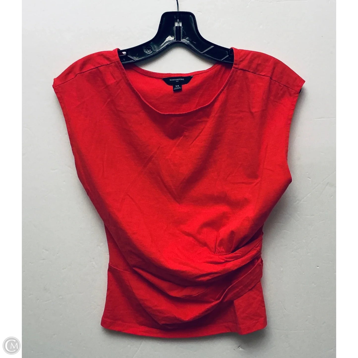 Top Short Sleeve Basic By Banana Republic In Pink, Size: Xs