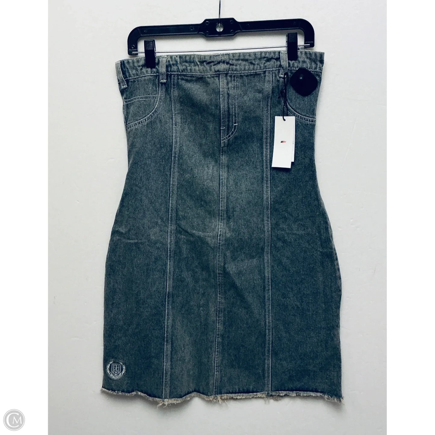 Dress Casual Short By Clothes Mentor In Blue Denim, Size: M