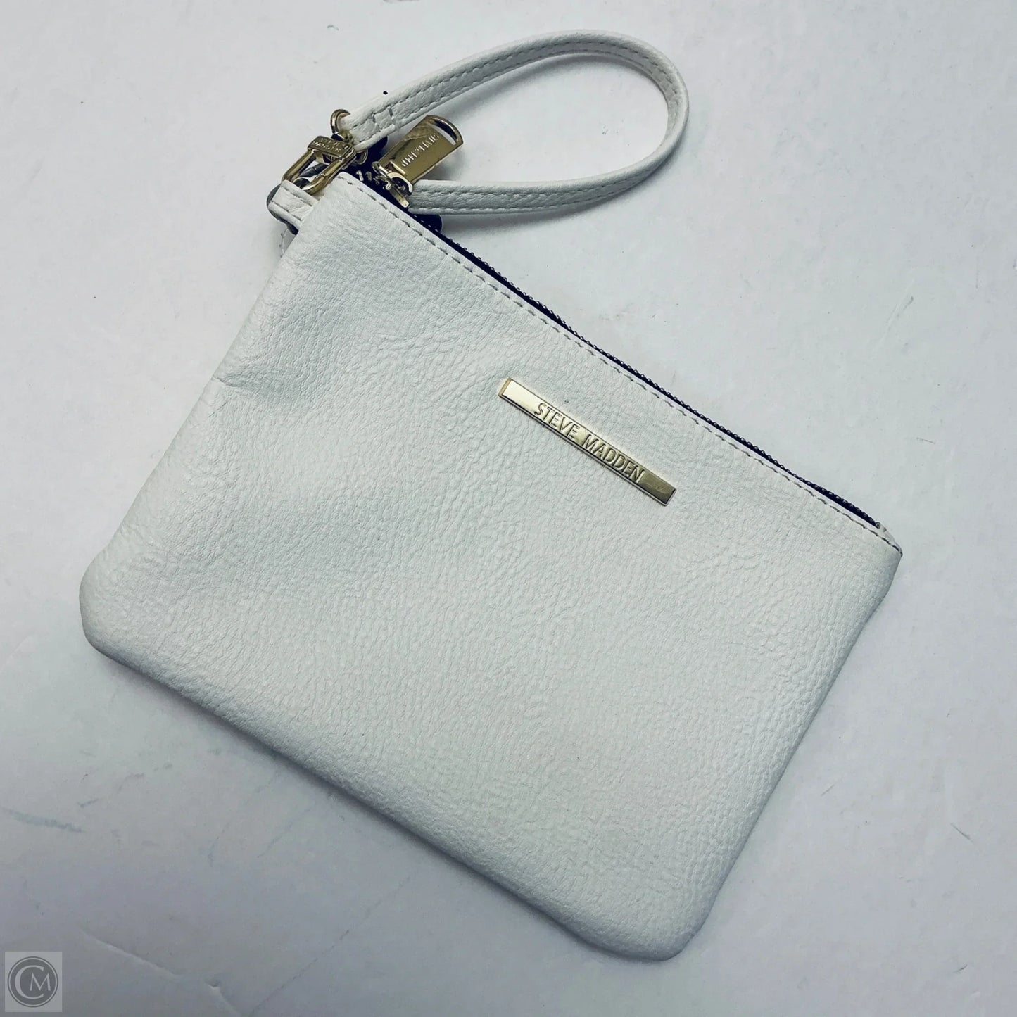 Wristlet By Steve Madden, Size: Medium