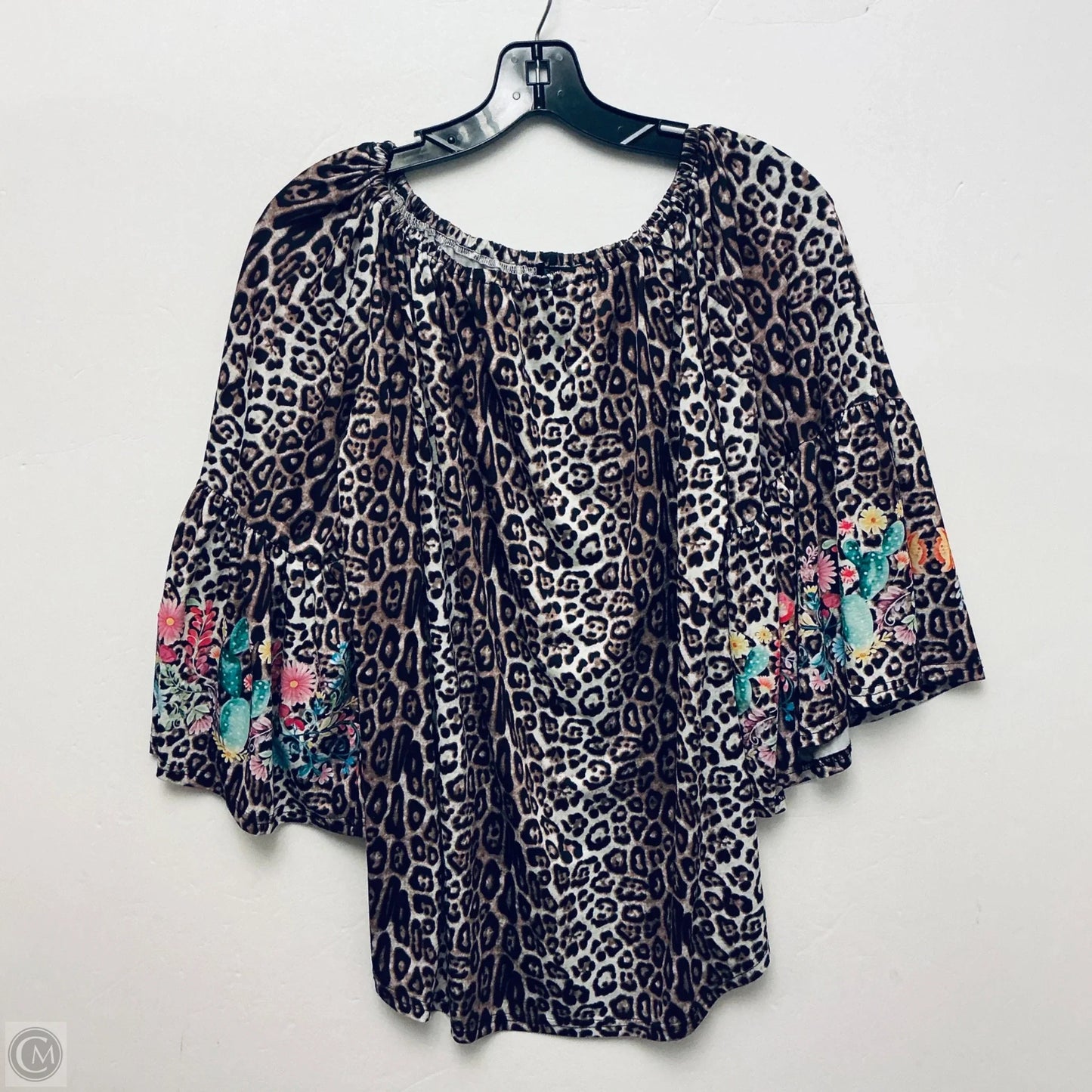Top Long Sleeve By Clothes Mentor In Animal Print, Size: S