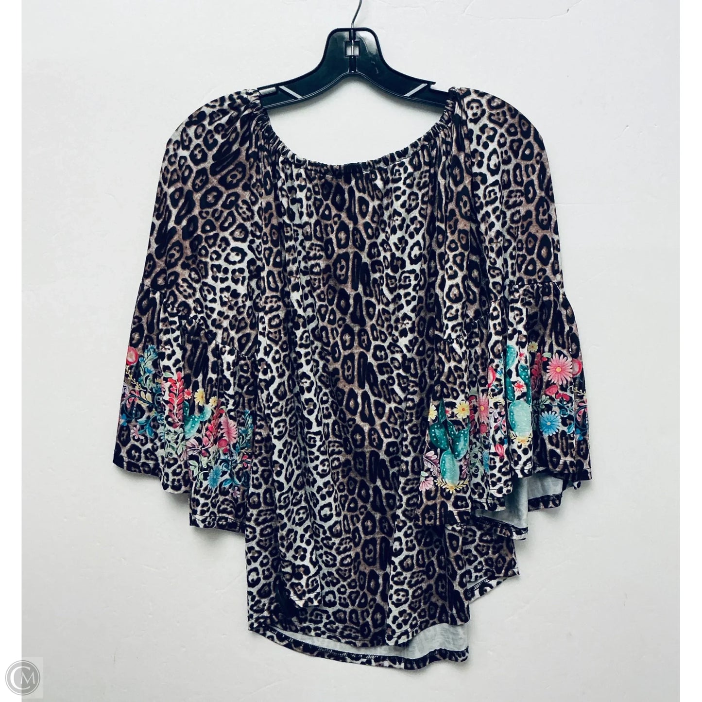 Top Long Sleeve By Clothes Mentor In Animal Print, Size: S