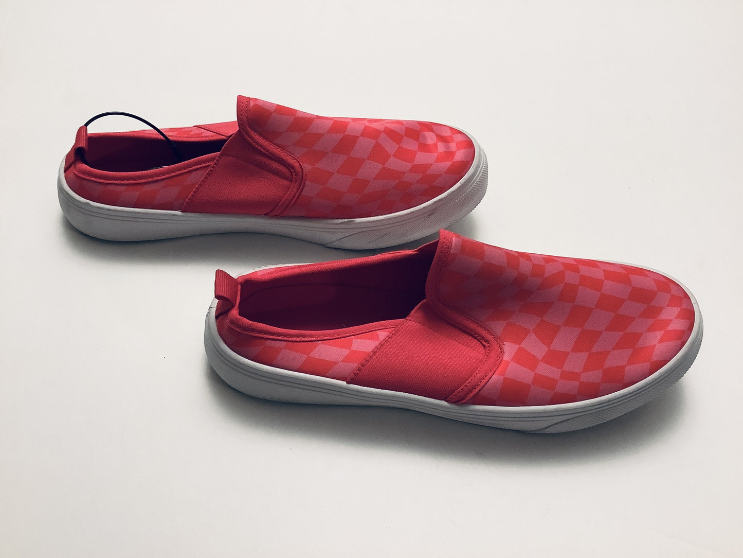 Shoes Sneakers By Clothes Mentor  Size: 8