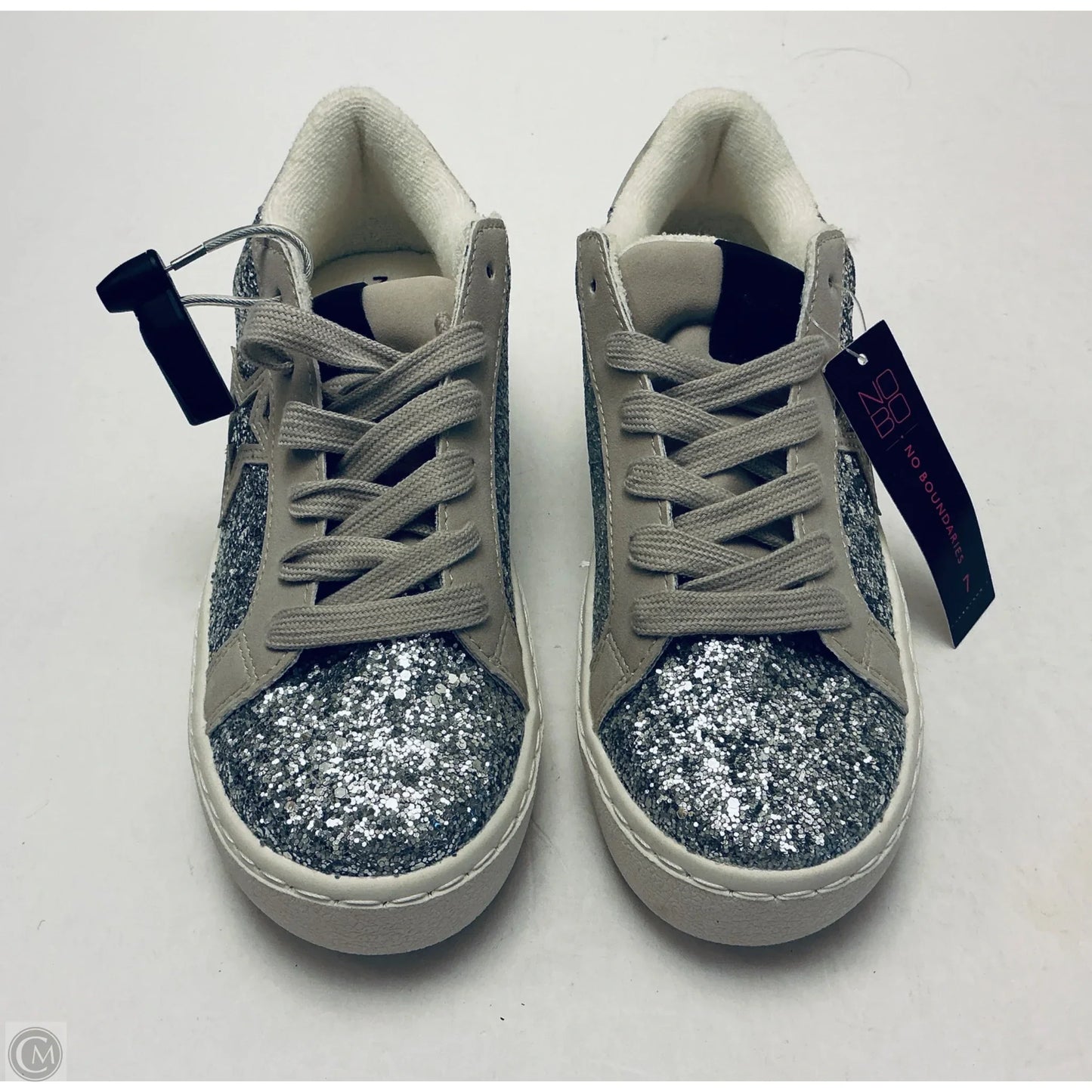 Shoes Sneakers By No Boundaries In Silver, Size: 7