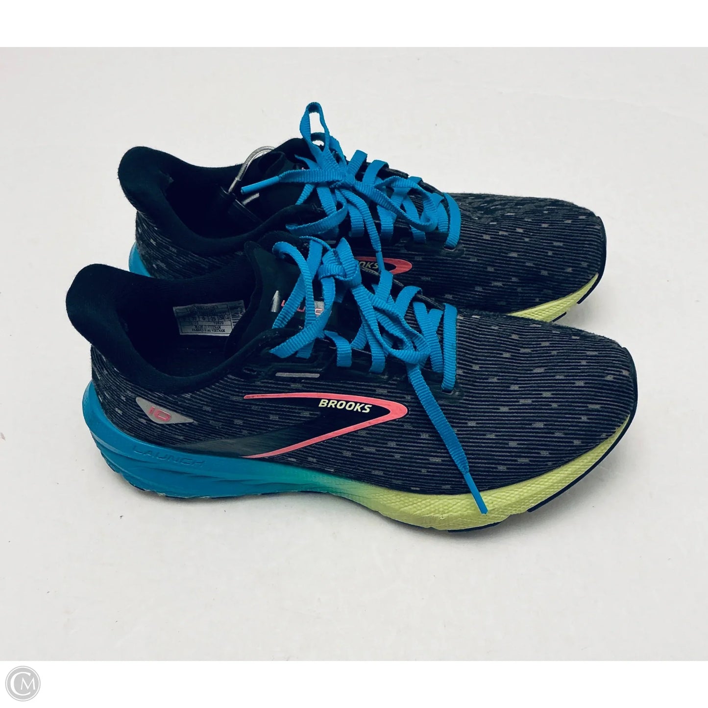 Shoes Sneakers By Brooks In Black, Size: 8